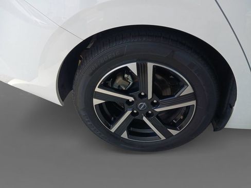 Used 2024 Nissan Sentra SV FWD image 10