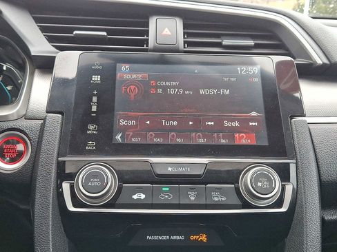 Used 2017 Honda Civic EX image 16