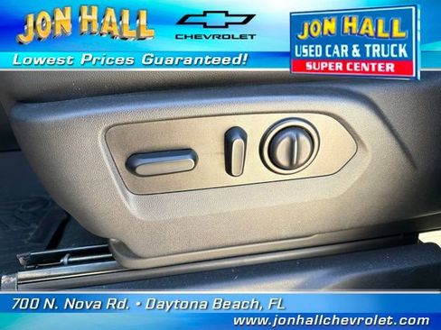 Used 2021 Chevrolet Silverado 1500 LT Trail Boss w/ Convenience Package II image 22