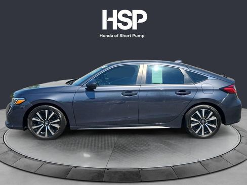 Used 2024 Honda Civic EX-L image 2