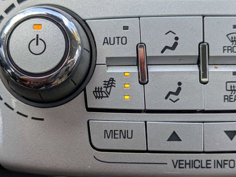 Used 2016 Chevrolet Equinox LT w/ Convenience Package FWD image 28