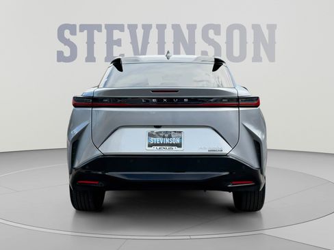 Used 2026 Lexus RZ 450e AWD w/ Accessory Package (Z2) image 4