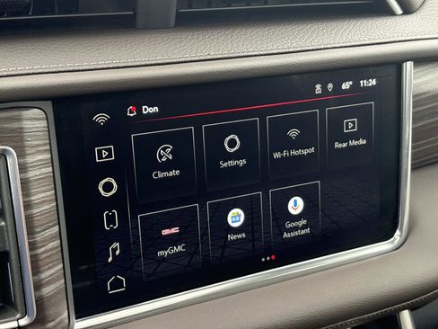 Certified 2022 GMC Yukon XL Denali w/ Denali Ultimate Package image 24