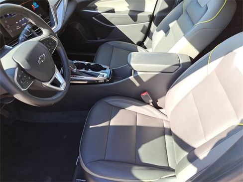 Used 2025 Chevrolet Trax ACTIV w/ Driver Confidence Package image 22