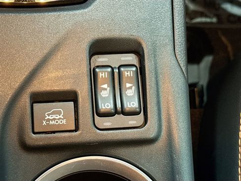 Used 2022 Subaru Crosstrek 2.5i Limited image 19