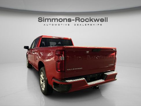 Used 2022 Chevrolet Silverado 1500 Custom image 6