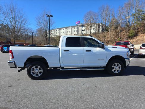 Used 2024 RAM 2500 Big Horn w/ Bed Utility Group AWD/4WD image 2