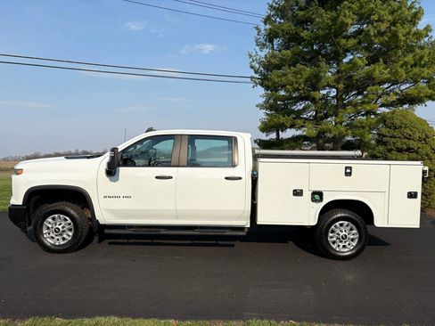 Used 2024 Chevrolet Silverado 2500 W/T w/ WT Fleet Convenience Package image 11