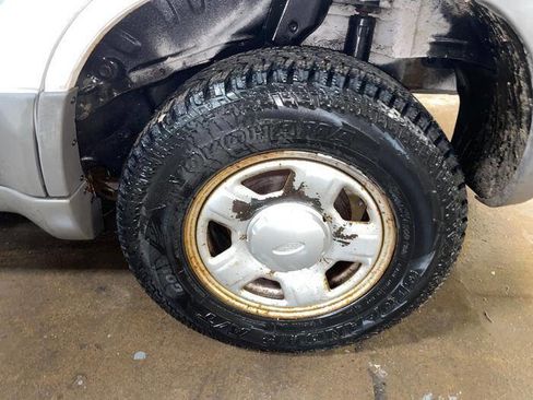 Used 2001 Ford Escape XLS image 14