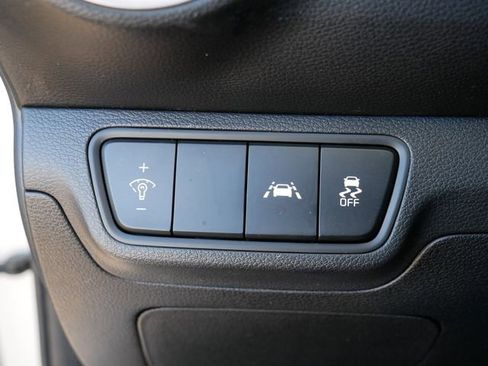 Used 2020 Kia Forte LXS image 24