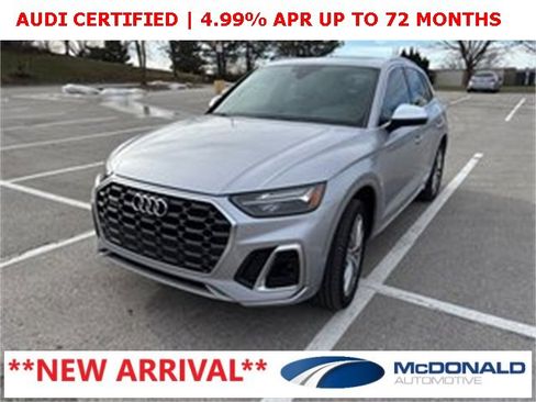 Certified 2022 Audi SQ5 Premium Plus w/ Premium Plus Package image 1