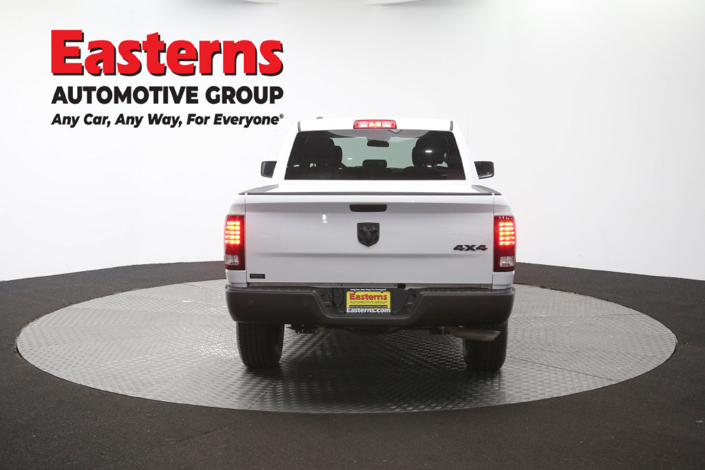 Used 2022 RAM 1500 Warlock AWD/4WD image 40