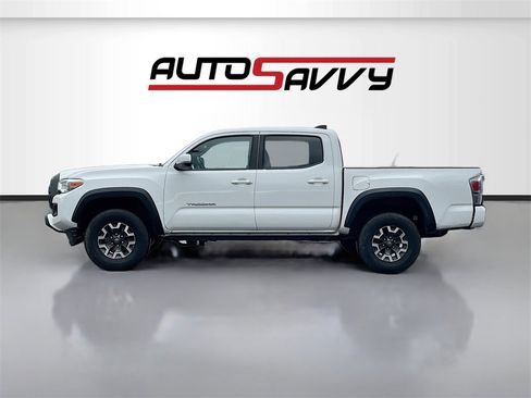 Used 2021 Toyota Tacoma TRD Off-Road w/ Technology Package image 4