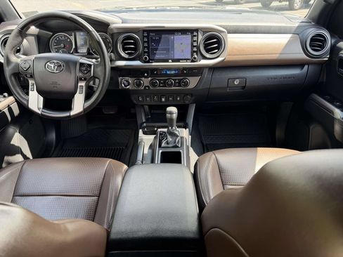 Certified 2023 Toyota Tacoma Limited AWD/4WD image 2