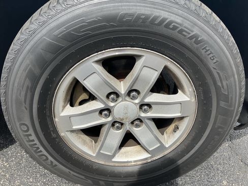 Used 2013 GMC Yukon XL SLT AWD/4WD image 24