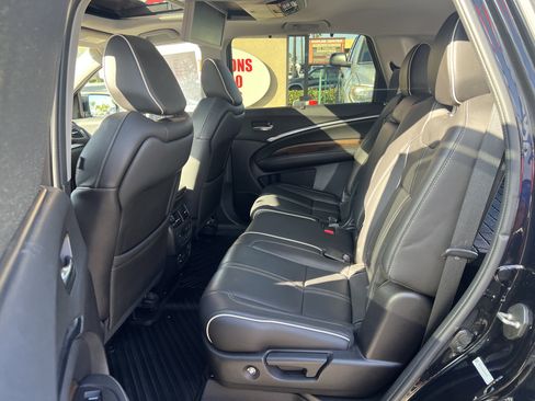 Used 2017 Acura MDX SH-AWD image 33