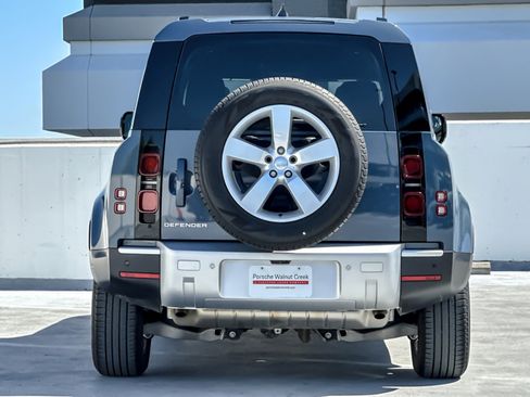 Used 2024 Land Rover Defender 110 S AWD/4WD image 7