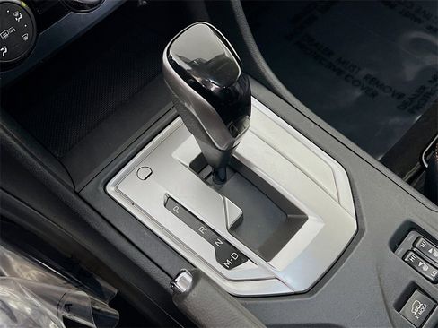 Used 2019 Subaru Crosstrek 2.0i Premium image 16