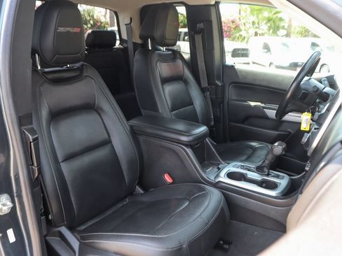 Used 2019 Chevrolet Colorado ZR2 w/ ZR2 Dusk Special Edition AWD/4WD image 37