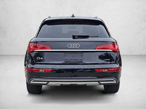 Used 2023 Audi Q5 2.0T Premium w/ Convenience Package AWD/4WD image 7