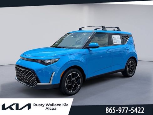 Used 2025 Kia Soul EX FWD image 1