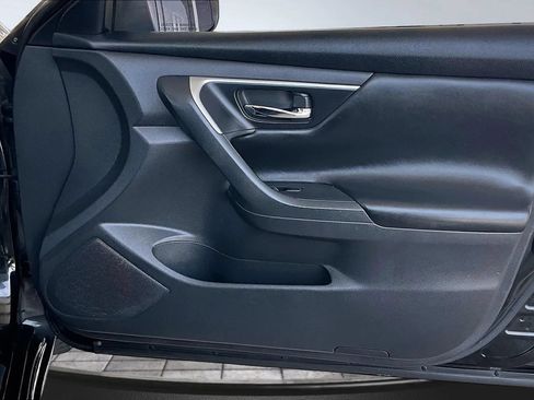 Used 2017 Nissan Altima 2.5 S w/ Power Driver Seat Package FWD image 24