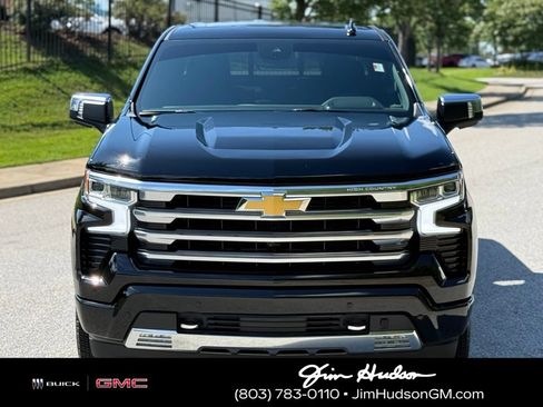 Certified 2025 Chevrolet Silverado 1500 High Country w/ High Country Premium Package AWD/4WD image 11