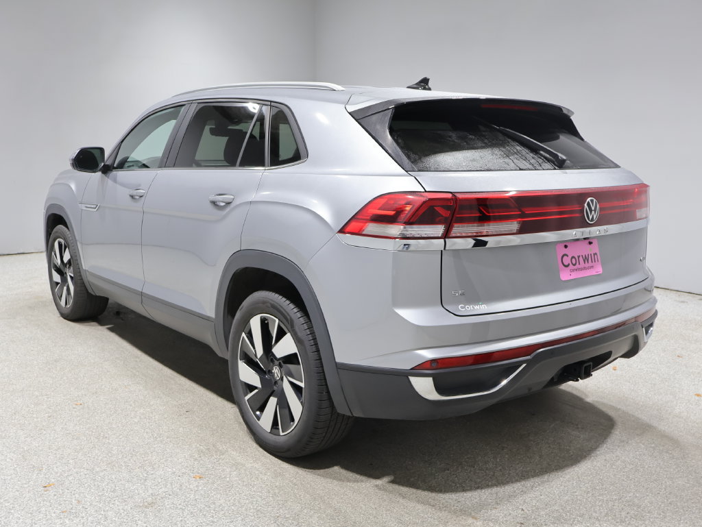 Used 2026 Volkswagen Atlas Cross Sport SE AWD/4WD image 5