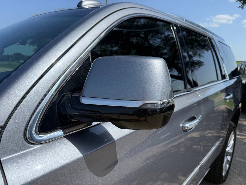 Used 2020 Cadillac Escalade Premium Luxury RWD image 9
