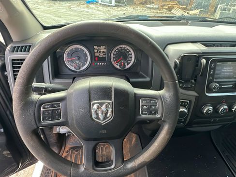 Used 2018 RAM 1500 Express w/ Express Value Package image 24