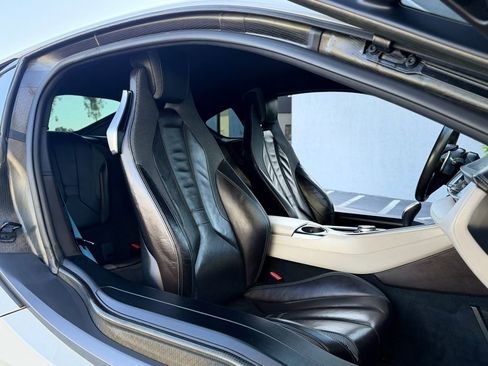 Used 2015 BMW i8 image 17