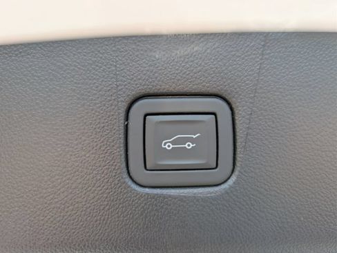 Used 2024 Chevrolet Blazer LT w/ Convenience Package FWD image 20
