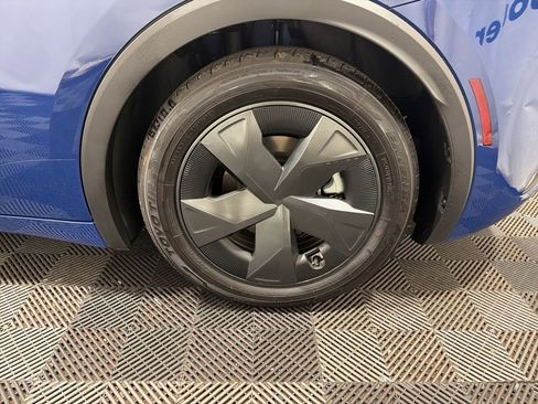 Used 2026 Toyota Prius Plug-In Hybrid image 31