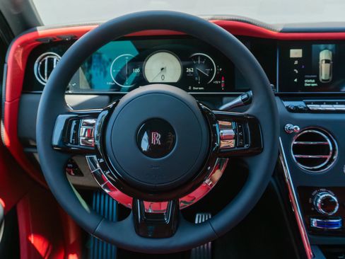 Used 2026 Rolls-Royce Cullinan AWD/4WD image 87