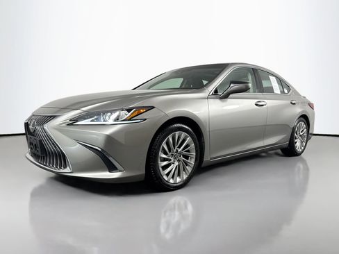 Used 2020 Lexus ES 350 w/ Accessory Package image 44