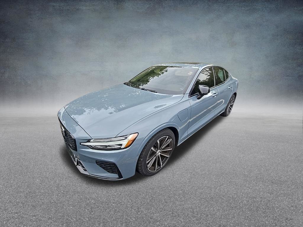 Used 2023 Volvo S60 T8 Plus AWD/4WD image 4