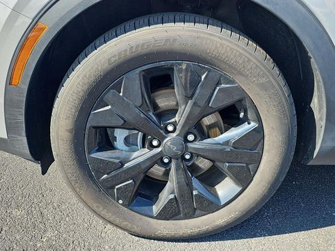 Used 2025 Kia Sportage X-Line w/ Premium Package image 9