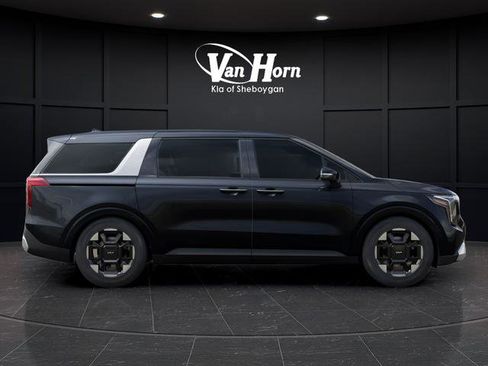 New 2026 Kia Carnival EX image 7