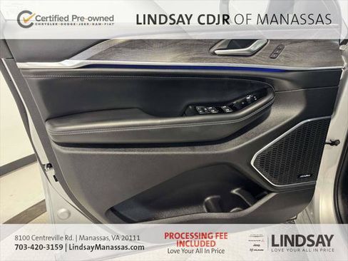Certified 2023 Jeep Grand Cherokee L Overland AWD/4WD image 18