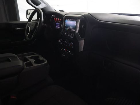 Used 2020 Chevrolet Silverado 1500 RST w/ Z71 Off-Road Package AWD/4WD image 10