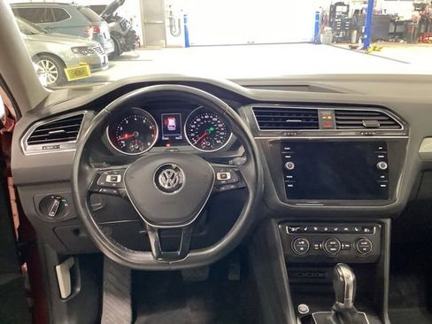Used 2019 Volkswagen Tiguan SE AWD/4WD image 6