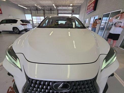 Used 2024 Lexus NX 350h AWD w/ Premium Package image 2