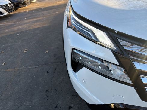 New 2026 Nissan Rogue Platinum w/ Platinum Premium Package image 10