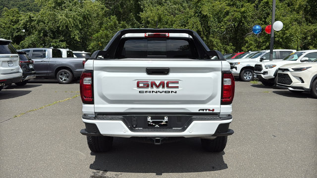 Used 2025 GMC Canyon AT4 w/ Nightfall Edition AWD/4WD image 5