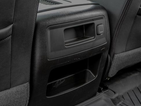 Used 2019 GMC Sierra 3500 SLT image 29