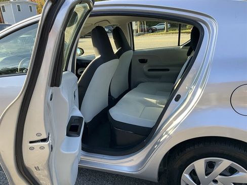 Used 2014 Toyota Prius C Two image 12