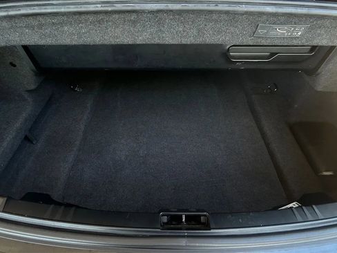 Used 2007 BMW M6 Convertible RWD image 48