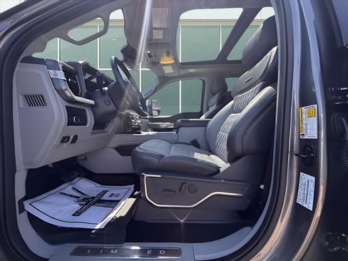 Used 2023 Ford F250 Limited w/ FX4 Off-Road Package image 39