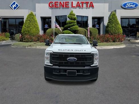 Used 2025 Ford F250 XL w/ 360-Degree Camera Package AWD/4WD image 2