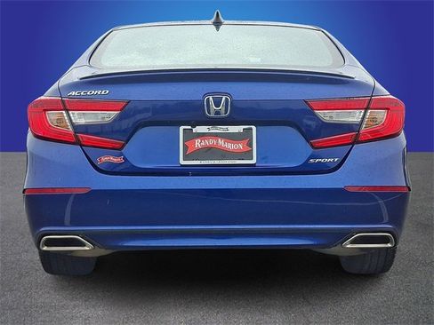 Used 2021 Honda Accord Sport image 5
